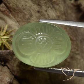 Prehnite Verde amarillo natural de 12.53 ct, Corte Flor, Translúcido