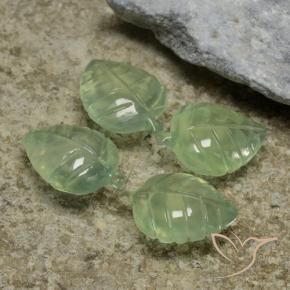 Gemas de Prehnite Verde pera pálido natural de 25.87 ct, Corte Flor, Transparente