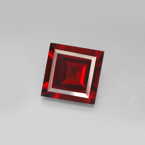 Granate piropo rojo natural de 3,96 ct, cuadrado, VVS