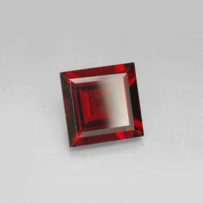 Granate piropo rojo natural de 3,96 ct, cuadrado, VVS