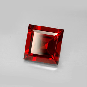 Granate piropo rojo natural de 4,23 ct, cuadrado, VVS