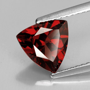 Granate piropo rojo natural de 1,79 ct, trillón, VS