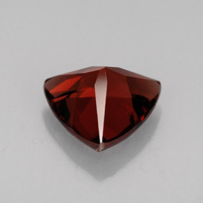 Granate piropo rojo natural de 1,79 ct, trillón, VS