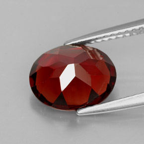 Granate piropo rojo natural de 3,36 ct, corte óvalo, VS