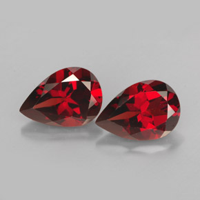 Gemas de granate piropo rojo natural de  ct, en forma de pera, VS