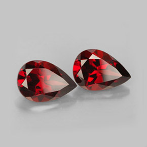 Gemas de granate piropo rojo natural de  ct, en forma de pera, VS