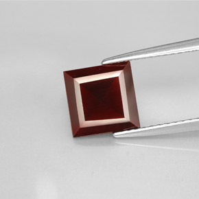 Granate piropo rojo natural de 2,31 ct, cuadrado, VS