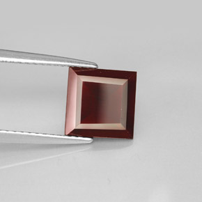 Granate piropo rojo natural de 2,31 ct, cuadrado, VS