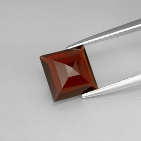 Granate piropo rojo natural de 2,30 ct, cuadrado, VS