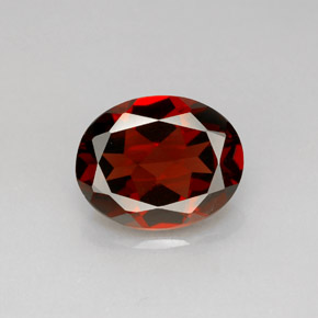 Granate piropo rojo natural de 2,92 ct, corte óvalo, VS