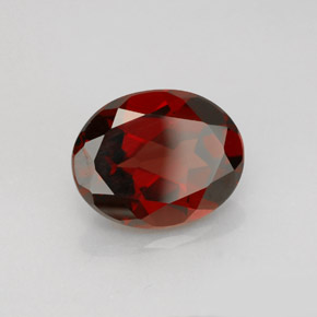 Granate piropo rojo natural de 3,01 ct, corte óvalo, VS