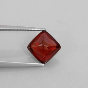 Granate piropo rojo natural de 2,63 ct, transparente, transparente / translúcido