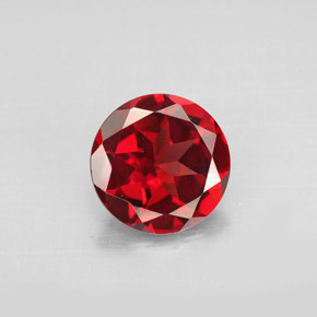 Granate Piropo Rojo oscuro natural de 2.82 ct, Corte Redondo, VVS-VS