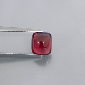Granate piropo rojo natural de 2,39 ct, transparente, transparente / translúcido