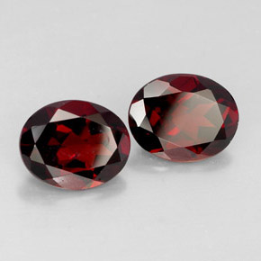 Gemas de granate piropo rojo natural de  ct, corte óvalo, VVS