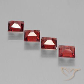 Gemas de Granate piropo Rojo medio natural de 2.76 ct, Cuadrado, VS