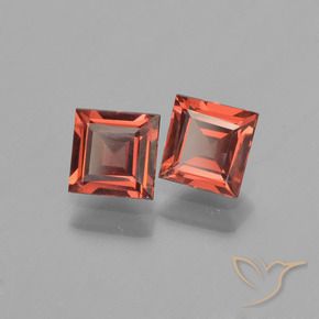 Gemas de Granate piropo Rojo oscuro natural de 1.39 ct, Cuadrado, VS