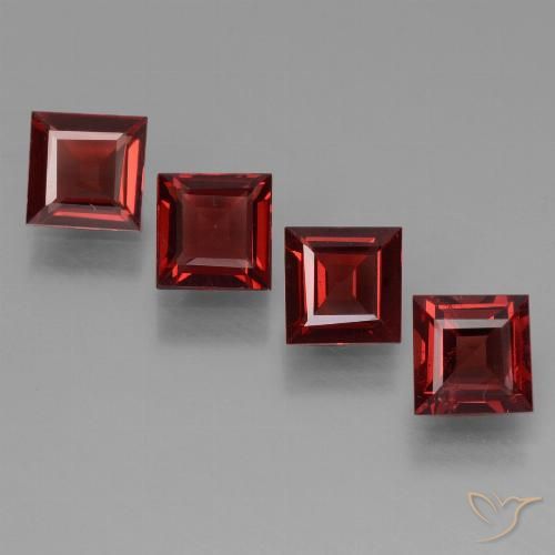 2.46ctw Natural Rojo sangre intenso Granate piropo, Cuadrado, VS