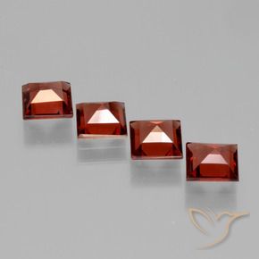 Gemas de Granate piropo Rojo escarlata natural de 2.87 ct, Cuadrado, VS