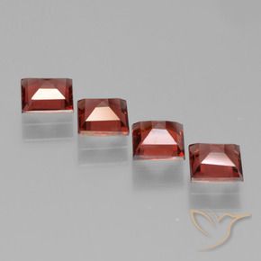 Gemas de Granate piropo Rojo escarlata natural de 2.53 ct, Cuadrado, VS