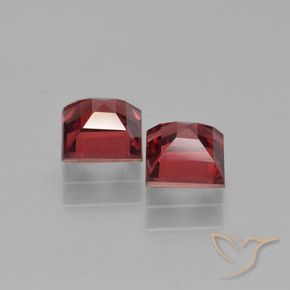Gemas de Granate piropo Rojo escarlata intenso natural de 1.79 ct, Cuadrado, VS