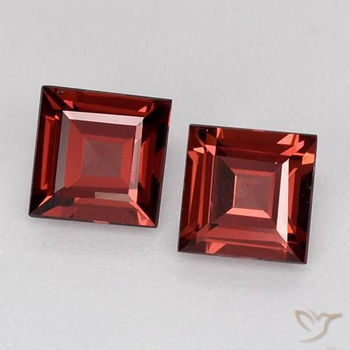 Gemas de Granate piropo Rojo oscuro natural de 1.39 ct, Cuadrado, VS