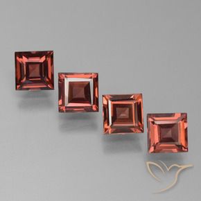 Gemas de Granate piropo Rojo medio natural de 3.09 ct, Cuadrado, VS