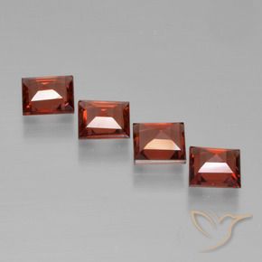 Gemas de Granate piropo Rojo escarlata natural de 2.62 ct, Cuadrado, VS