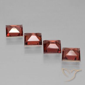 Gemas de Granate piropo Rojo oscuro natural de 2.71 ct, Cuadrado, VS