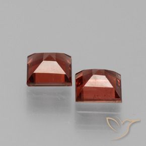 Gemas de Granate piropo Rojo oscuro natural de 1.55 ct, Cuadrado, VS
