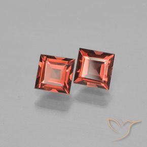 Gemas de Granate piropo Rojo escarlata natural de 1.52 ct, Cuadrado, VS