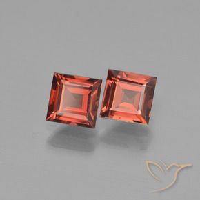 Gemas de Granate piropo Rojo escarlata natural de 1.66 ct, Cuadrado, VVS-VS