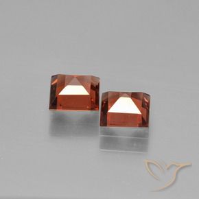 Gemas de Granate piropo Rojo escarlata natural de 1.53 ct, Cuadrado, VS
