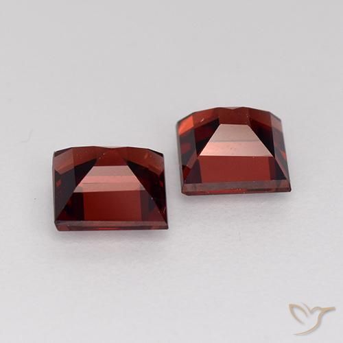 Gemas de Granate piropo Rojo oscuro natural de 1.65 ct, Cuadrado, VVS-VS