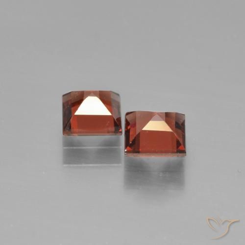 Gemas de Granate piropo Rojo escarlata natural de 1.54 ct, Cuadrado, VS