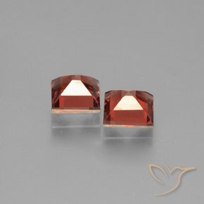 Gemas de Granate piropo Rojo escarlata natural de 1.59 ct, Cuadrado, VS