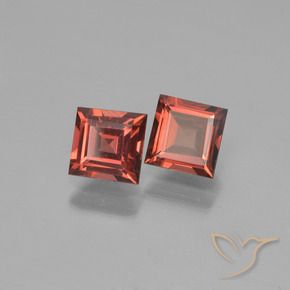 Gemas de Granate piropo Rojo medio natural de 1.49 ct, Cuadrado, VS