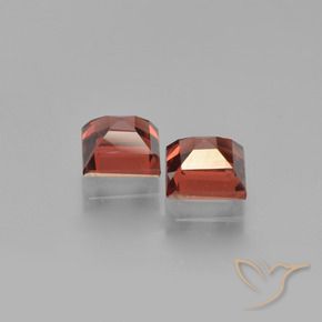 Gemas de Granate piropo Rojo oscuro natural de 1.81 ct, Cuadrado, VVS-VS