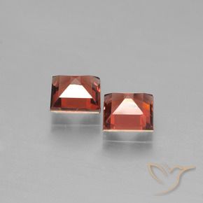 Gemas de Granate piropo Rojo medio natural de 1.57 ct, Cuadrado, VVS-VS