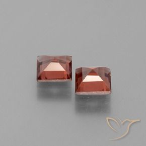 Gemas de Granate piropo Rojo escarlata natural de 1.53 ct, Cuadrado, VS