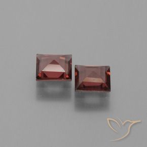 Gemas de Granate piropo Rojo merlot natural de 1.29 ct, Cuadrado, VVS-VS