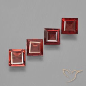 Gemas de Granate piropo Rojo medio natural de 2.32 ct, Cuadrado, VS