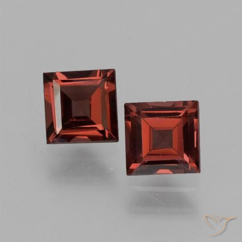 1.55ctw Natural Rojo oscuro Granate piropo, Cuadrado, VVS-VS