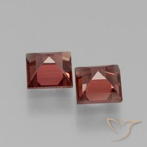 Gemas de Granate piropo Rojo oscuro natural de 1.51 ct, Cuadrado, VS