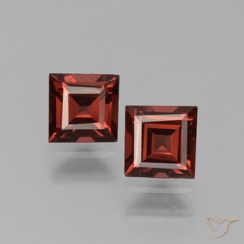 1.37ctw Natural Rojo oscuro Granate piropo, Cuadrado, VVS-VS