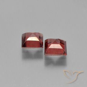 Gemas de Granate piropo Rojo oscuro natural de 1.58 ct, Cuadrado, VS