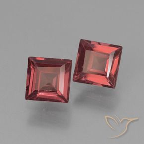 Gemas de Granate piropo Rojo escarlata natural de 1.47 ct, Cuadrado, VVS-VS