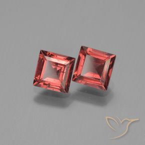 Gemas de Granate piropo Rojo oscuro natural de 1.77 ct, Cuadrado, VS