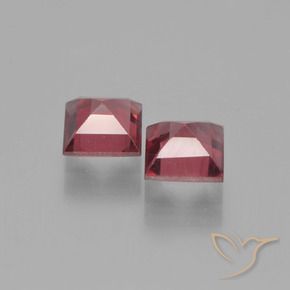 Gemas de Granate piropo Rojo oscuro medio natural de 1.57 ct, Cuadrado, VS