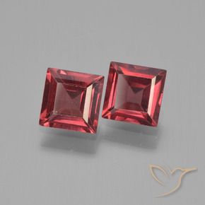 Gemas de Granate piropo Rojo medio natural de 1.50 ct, Cuadrado, VVS